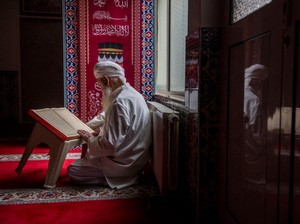 Dua Golongan yang Ditinggikan Derajatnya oleh Allah