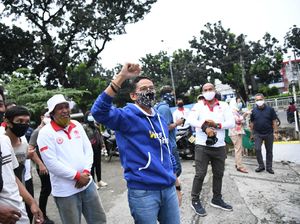 Gerakan Nasi Bungkus Warteg untuk Warga Terdampak COVID-19