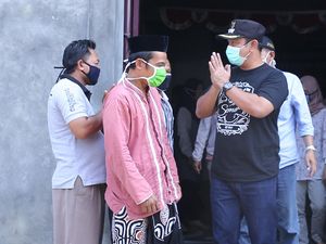 Jumat Berkah, Walkot Semarang Keliling Bantu Warga Atasi COVID-19