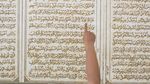Indahnya Ukiran Alquran Batu Marmer