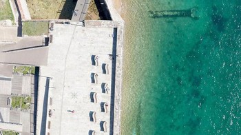 Foto-foto ini diabadikan Mike Woods menggunakan drone. Foto: Solent New via Bored Panda