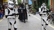 Invasi ke Filipina, Darth Vader dan Stormtrooper Minta Warga Tetap di Rumah