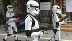 Invasi ke Filipina, Darth Vader dan Stormtrooper Minta Warga Tetap di Rumah