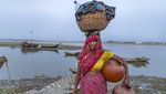 Potret Buruh Perempuan di India, Perkasa dan Berotot