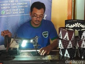 Pengrajin Songkok Lukis di Lamongan Sepi Pesanan Dampak Corona