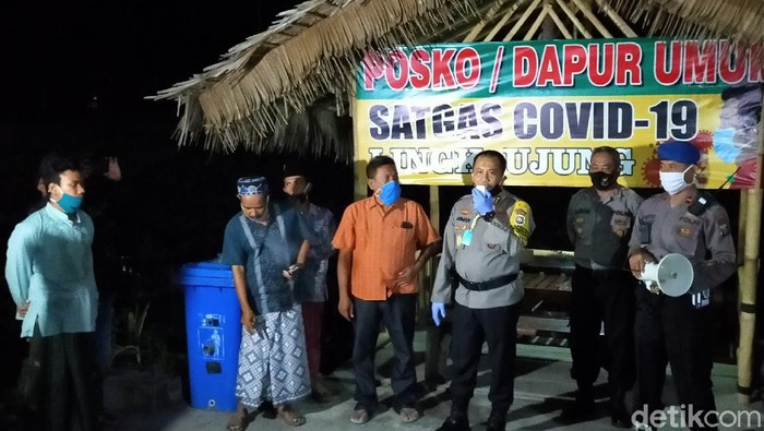 Polresta Banyuwangi patroli malam antisipasi ganguan Kamtibmas. Patroli digelar seiring banyaknya isu aksi pencurian dan tindakan anarkis warga terhadap beberapa orang gila yang masuk Banyuwangi.