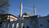 Masjid ini dibagun dengan nama Berlin Turk Sehitlik Camii pada 1983. Sean Gallup/Getty Images.
