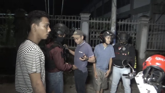 Tim Penikam Polrestabes Makassar tangkap 2 kelompok pemuda balap liar.