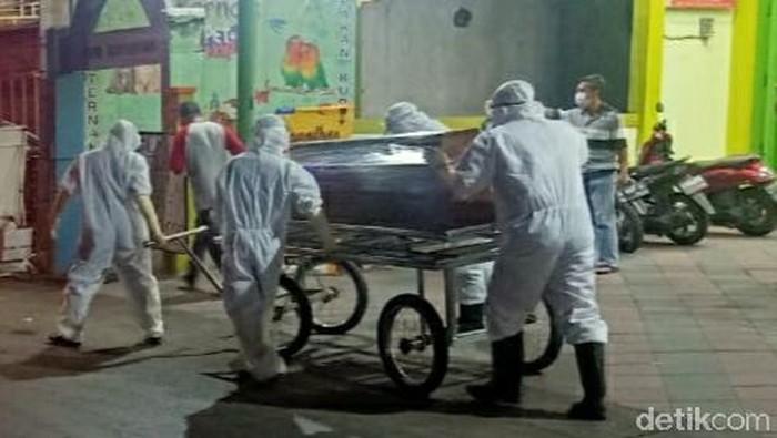 anggota polsek sukodono sidoarjo dimakamkan