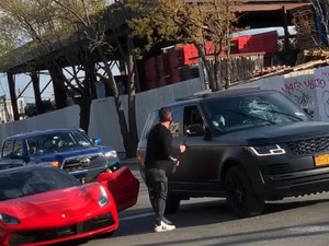 Seram! Prank Lempar Keju, Pemilik Mobil Sport Malah Ngamuk