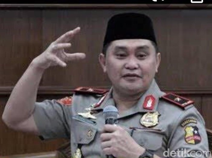 Kapolda Jatim Irjen Pol Fadil Imran