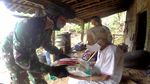 Ngontel Berkah, Cara Prajurit TNI Salurkan Bantuan