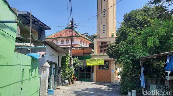 kampung berdekatan dengan pabrik sampoerna tutup akses