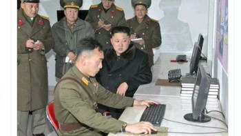 Ia digambarkan langsung meminta anak buahnya mencari siapa saja yang merayakan kematian palsunya. Foto: Twitter