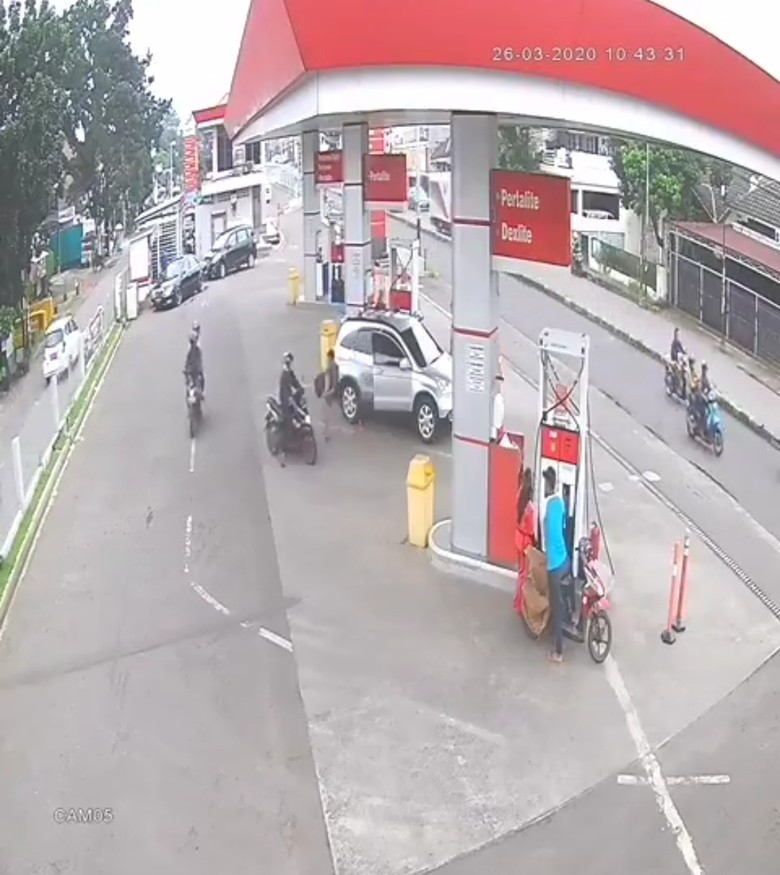 Pencurian di Pom Bensin Pencurian di Pom Bensin