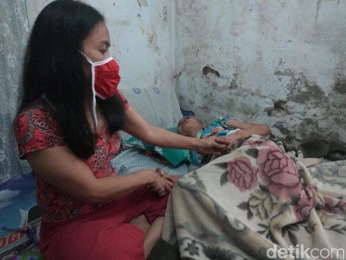 Pilu janda tua di Cimahi yang menderita kanker tulang dan tak tersentuh bantuan
