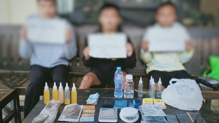Pertama di Sulteng, pengedar tembakau gorila cairan liquid vape ditangkap