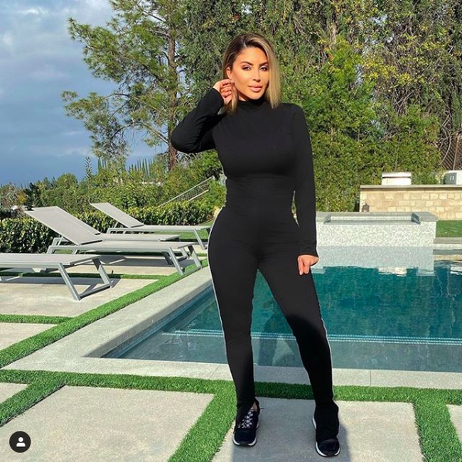 Sejumlah penampilan Larsa pun tampak meniru gaya Kim Karadashian. Tak hanya penampilan bibir yang juga terlihat tebal, tapi juga cara berbusananya. Foto: Dok. Instagram Larsa Pippen