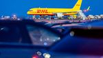 Potret Ratusan Mobil Padati Bioskop Drive-In di Apron Bandara