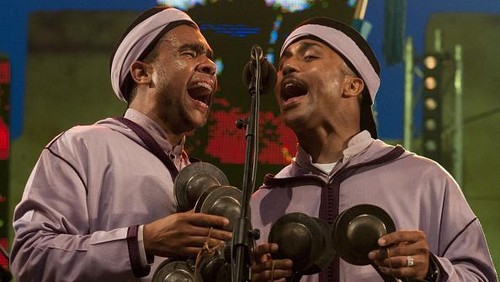 Salah satu seni musik tradisional Islam adalah Gnawa yang berasal dari Maroko, Afrika Utara. Seni musik ini juga telah mendapatkan pengakuan UNESCO sebagai seni budaya warisan dunia.