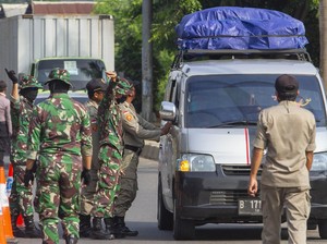 Tindak Pemudik Nekat, Polisi Baru Pakai UU Lalu Lintas Belum Denda Rp 100 Juta