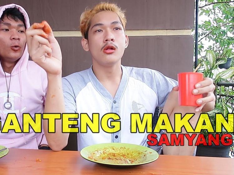 Sebelum Prank Sembako Sampah, Ini Aksi Ferdian Paleka Saat Samyang Challenge