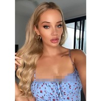 Lewat unggahannya di Instagram Story, Jessika tampak kesal karena tidak bisa merawat kuku dan alisnya. Dia bahkan  meminta netizen untuk merekomendasikan salon yang buka di masa pandemi Corona ini.  Foto: Instagram