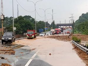 Banjir Surut, Gerbang Tol Cilegon Barat Kembali Dibuka