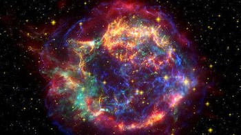 Cassiopela A adalah peninggalan dari bintang pada ledakan supernova 325 tahun yang lalu. Foto: NASAs Spitzer Space Telescope.