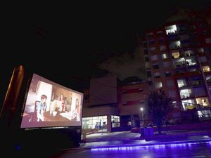 Potret Film Keliling, Penghilang Jenuh Warga Kolombia Saat Lockdown