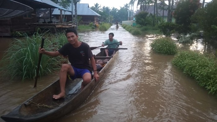 Banjir di Mentawai Sumbar (dok. Istimewa)