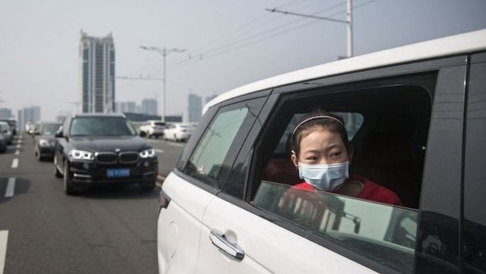 Virus corona: Mobil antivirus di China dengan perlindungan seperti pakai masker wajah: Dengan kemudi bebas bakteri, taktik pemasaran belaka?