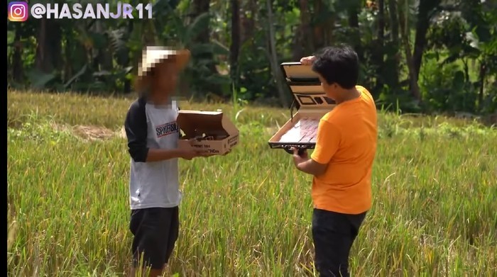 prank makanan