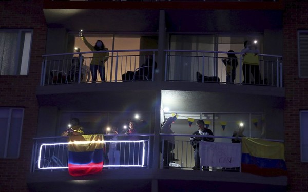 Ini adalah ide dari Cine Colombia, perusahaan sinema terbesar di negara Amerika Selatan itu. (AP Photo / Fernando Vergara) Ini adalah ide dari Cine Colombia, perusahaan sinema terbesar di negara Amerika Selatan itu. (AP Photo / Fernando Vergara)