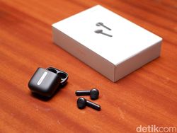 Unboxing Oppo Enco Free, Pesaing Apple Airpods Harga Rp 1 Jutaan