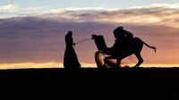 Maroko memang sangat menarik untuk dilihat dari segi kontras antara Marrakech yang ramai dan berisik dan kesepian di padang pasir.