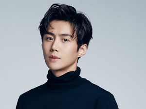 Netizen Syok Kim Seon Ho Minta Maaf Soal Isu Aborsi Pacarnya