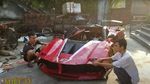 Supercar Murah Meriah Buatan Vietnam