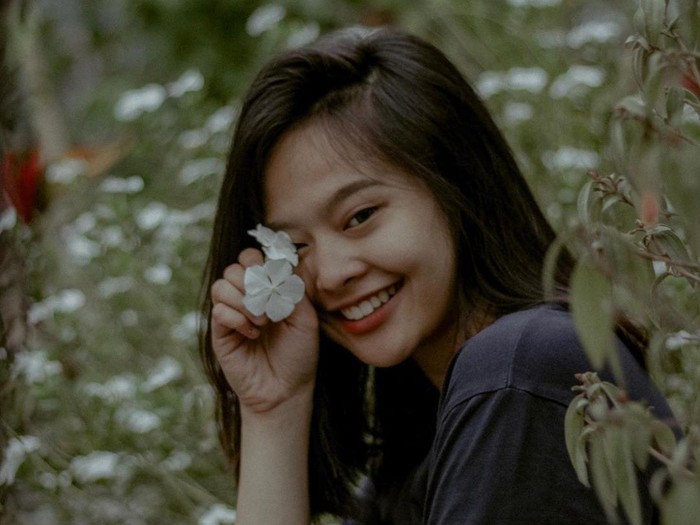 Michelle Resti Anggraini Michelle Resti Anggraini