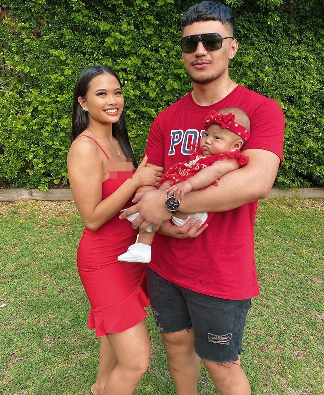 Sarah pun merasa berutung memiliki banyak pengikut yang membantunya menafkahi keluarga. Aku hanya beruntung punya 13,1 juta pengikut jadi aku bisa menghasilkan cukup untuk mengurus diriku sendiri, keluargaku, pasanganku, dan bayiku, katanya.Foto: Instagram @sarahmagusara