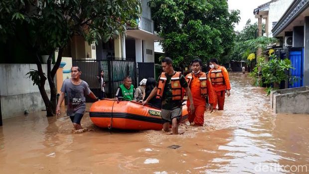 Ratusan Rumah di Cilegon Diterjang Banjir, Warga Dievakuasi
