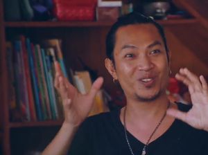 Selain Musik, Robi Navicula Mau Buat Film Dokumenter Pulau Plastik