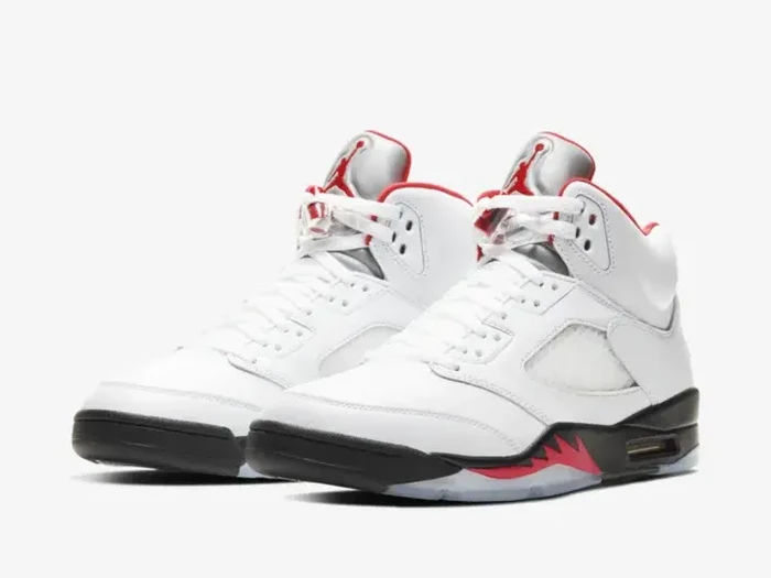 Nike Air Jordan 5 Fire Red Nike Air Jordan 5 Fire Red.
