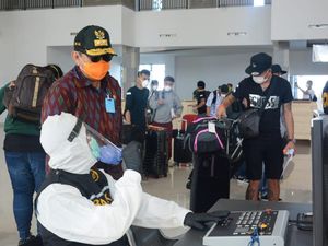 Tiba di Pelabuhan Benoa Bali, 159 TKI Langsung Jalani Tes Swab Corona