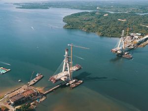 Progres 76%, Proyek Jembatan Pulau Balang Dipastikan Rampung 2021