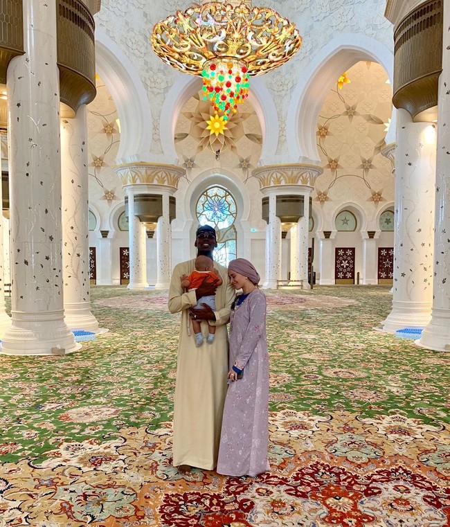 Maria sempat menutup akun Instagramnya, namun di 2019 dia kembali dengan nama Maria Zulay Pogba Salaues. Dan kala itu diketahui keduanya telah menikah. Foto: instagram @zulaypogba