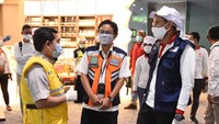 Relawan yang dikomandoi Sandiaga Uno itu turun langsung memantau jalannya rapid test massal di Terminal 3 Bandara Soekarno-Hatta, Tangerang, Banten. Ia mengatakan ini merupakan kerjasama Bandara Soekarno-Hatta dengan Kementerian Kesehatan dan PT Angkasa Pura II (Persero).  dok. Relawan COVID-19