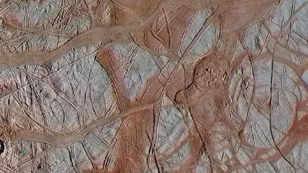 bulan Jupiter, Europa