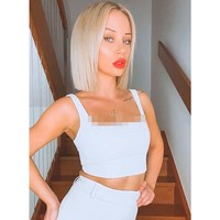 Wanita 26 tahun itu dua minggu lalu diketahui pergi ke salon untuk memotong rambut. Padahal saat ini sejumlah pakar kesehatan tidak menyarankan orang untuk ke salon karena melakukan kontak dengan orang lain terlalu dekat.  Foto: Instagram