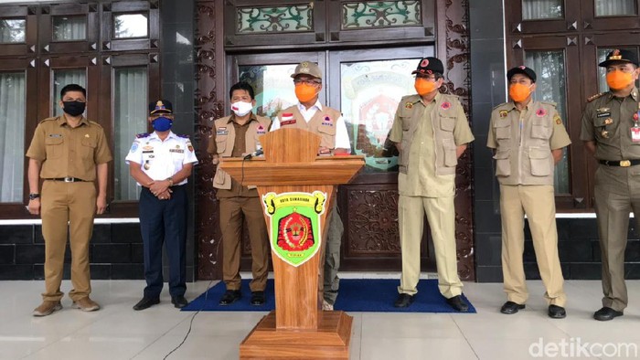 Wali Kota Samarinda Syaharie Jaang